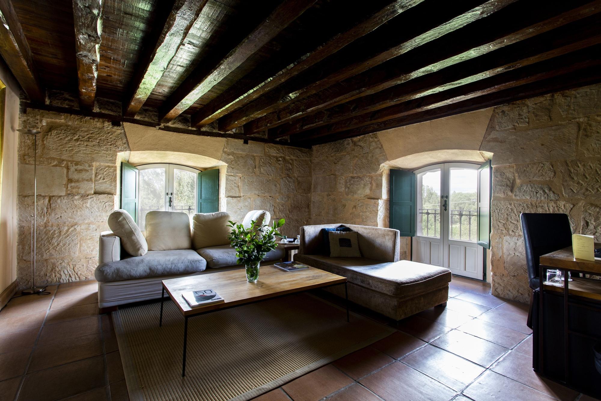 Hacienda Zorita Wine Hotel & Spa Valverdón Екстериор снимка The interior of the tower